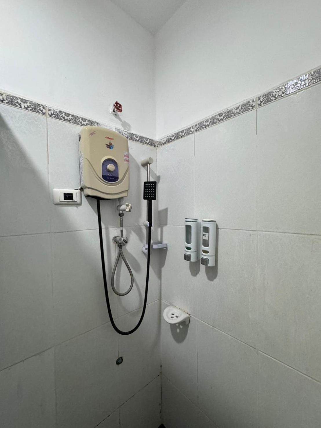 梦之南win酒店 Win Hotel Cafe & Spa Wientian Zewnętrze zdjęcie