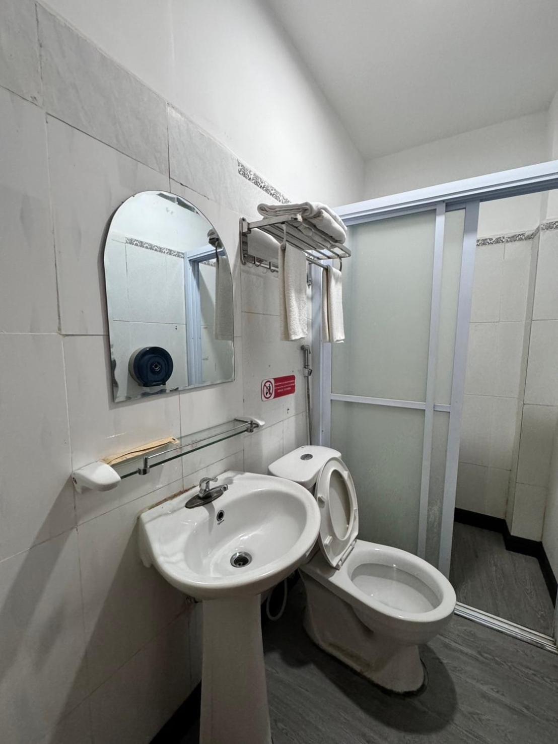 梦之南win酒店 Win Hotel Cafe & Spa Wientian Zewnętrze zdjęcie